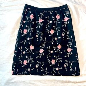 B. Moss, Tailor black embroidered skirt, Size 8